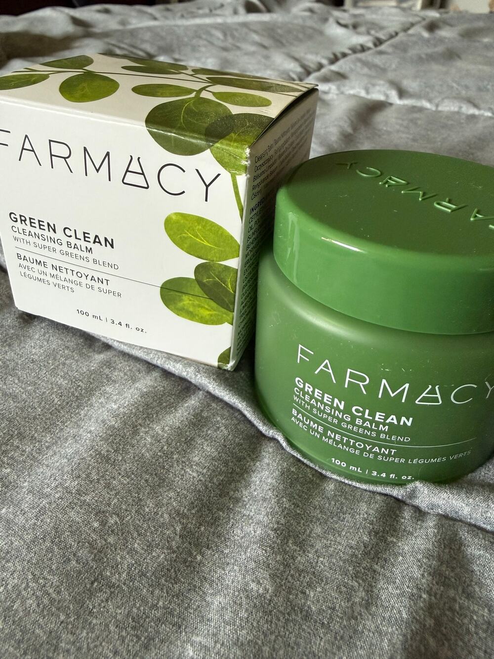 FARMACY
GREEN CLEAN
CLEANSING BALM
WITH SUPER GREENS BLEND
100 mL | 3.4 fl. oz.